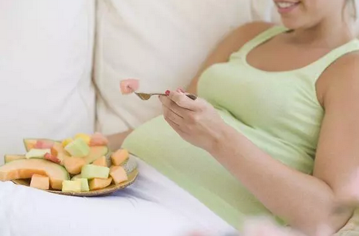 月经期饮食禁忌：这些食物女性需谨慎食用